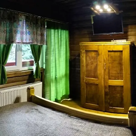 шаленарозі Jaktstuga Migovo
