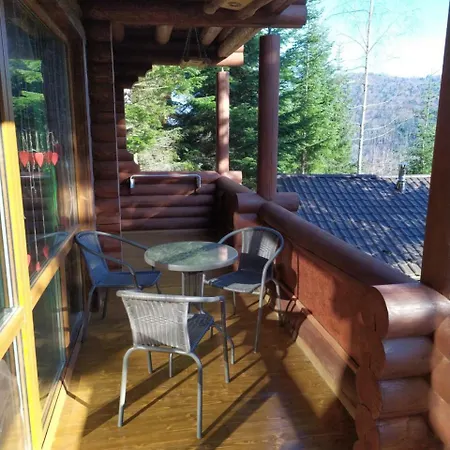 Lodge шаленарозі Myhove
